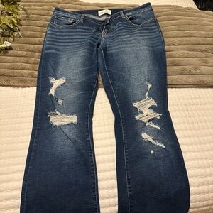 BKE Women's Distressed Blue Jeans